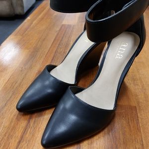 Size 6: Med black Ana Scarletta